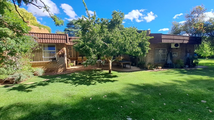 7 Bedroom Property for Sale in Universitas Free State